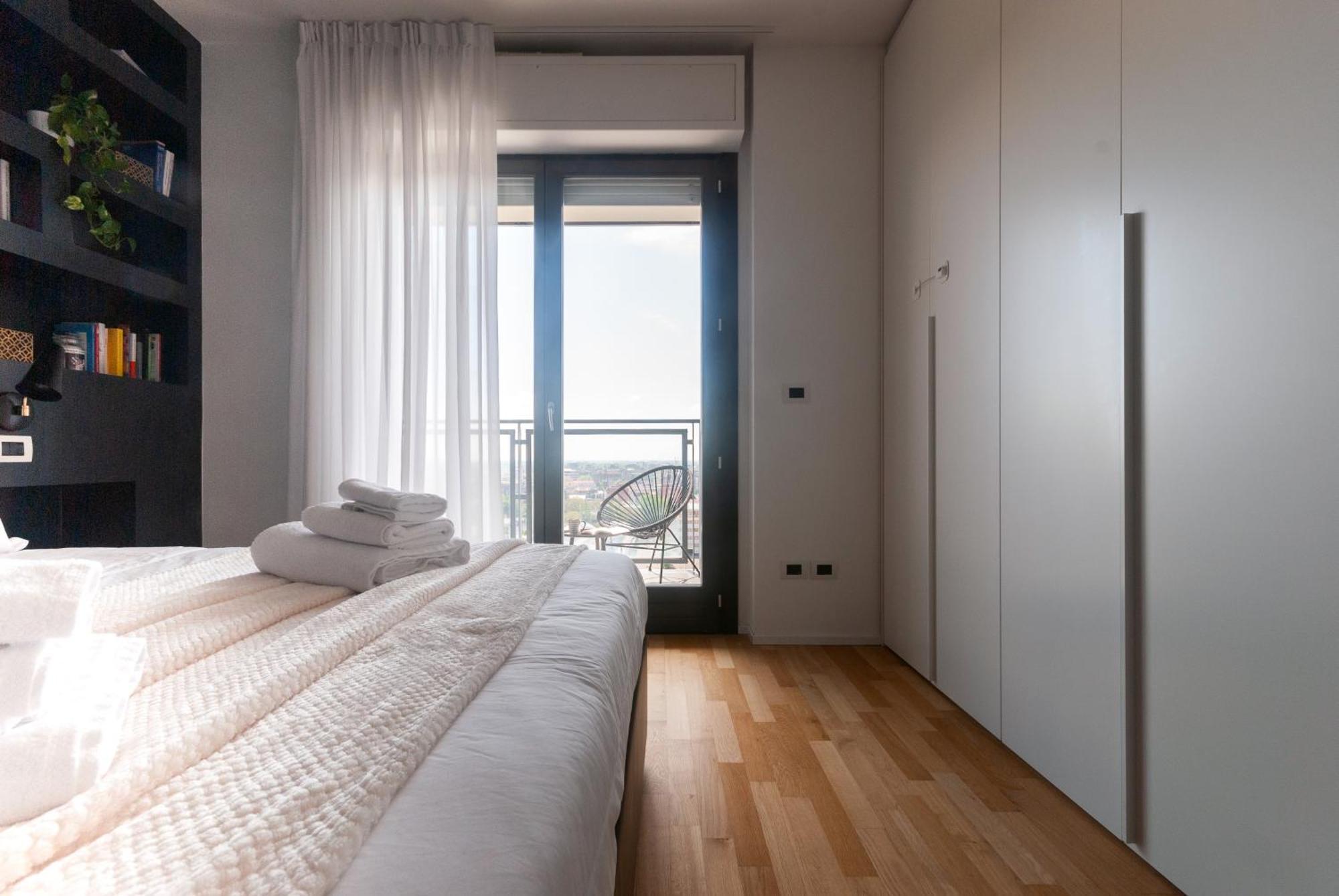 With Panoramic View Of Milan